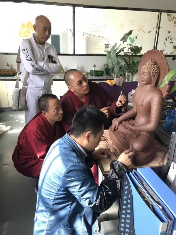 西藏活佛定制佛像